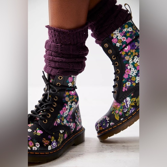 NWT DR MARTENS Vintage 1460 Boots! - Picture 6 of 15